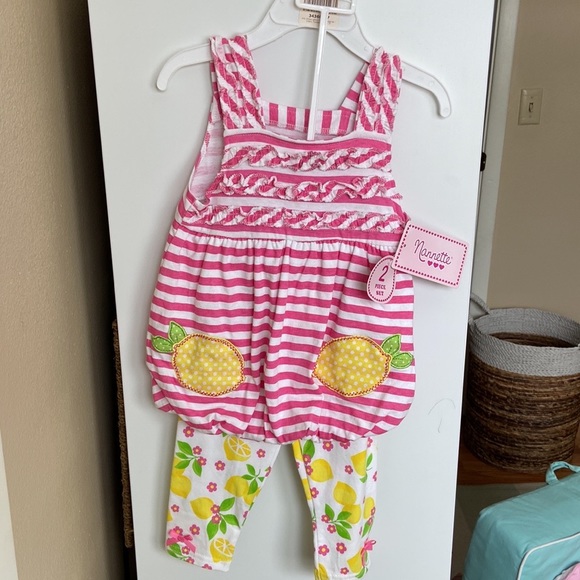 NWT Nannette Toddler Girls Lemon Outfit